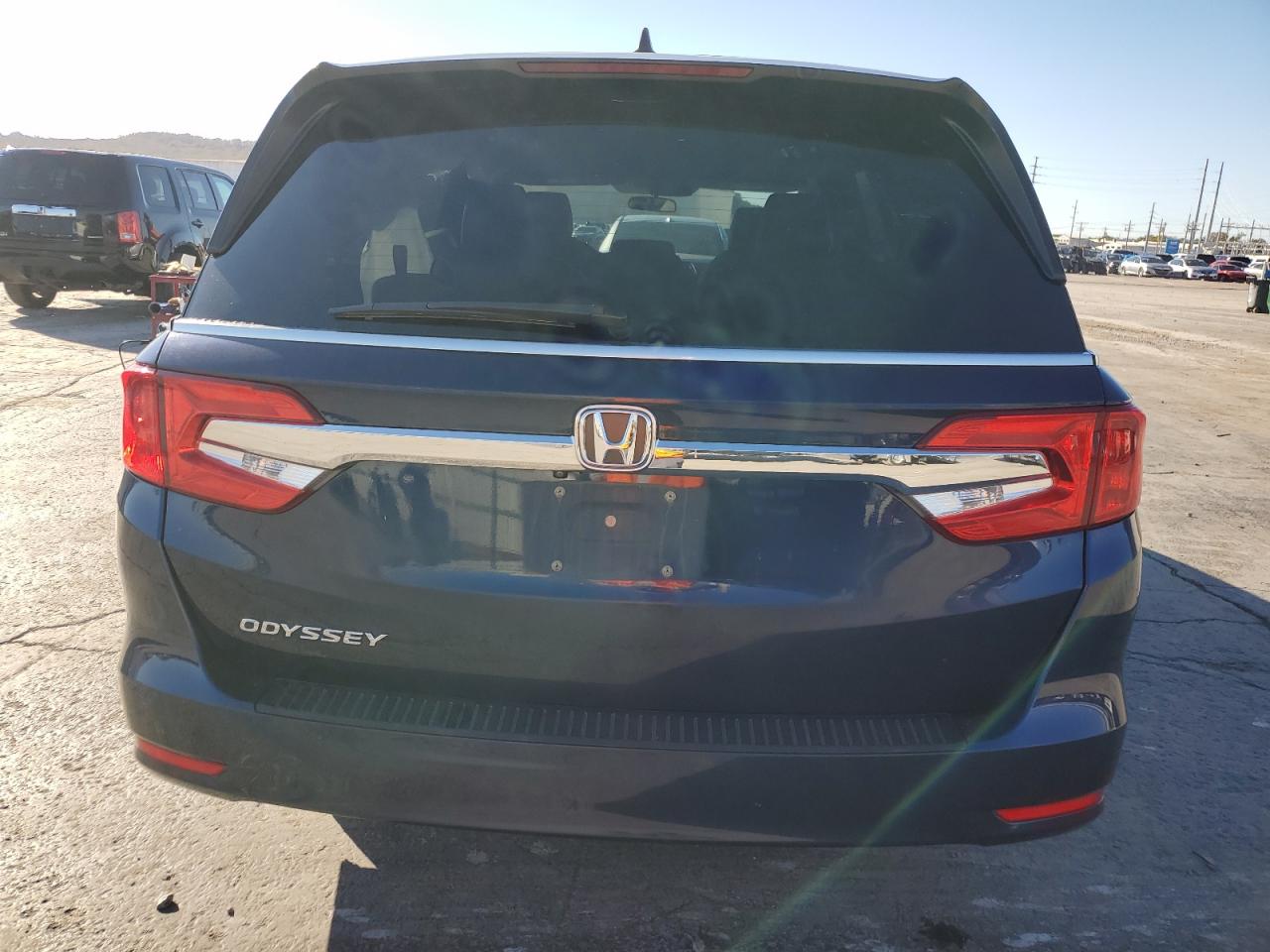 2019 Honda Odyssey VIN 5FNRL6H55KB094785 Copart auction photo, all over / minor dent/scratches damage thumbnail 6