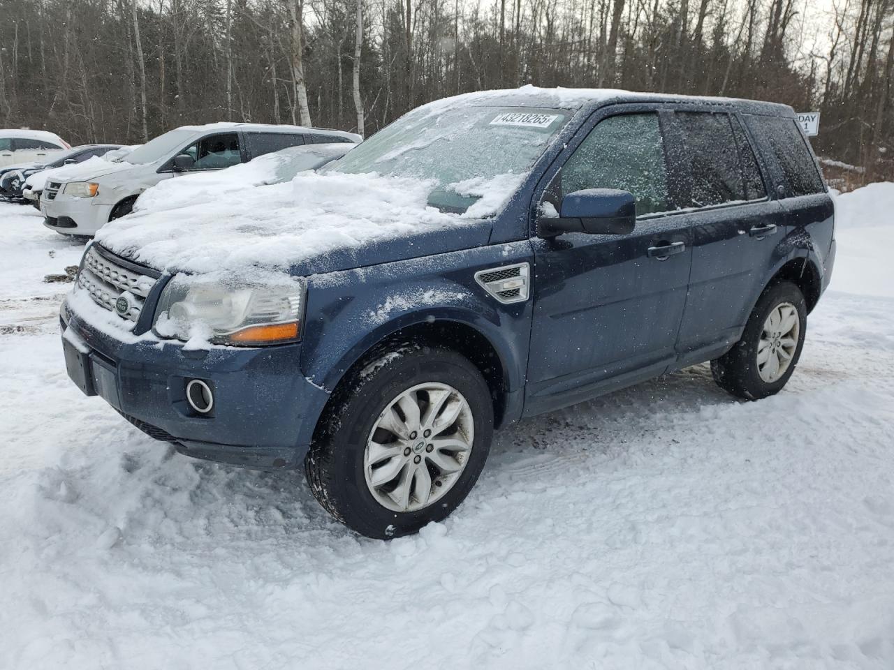 2013 Land Rover LR2 VIN SALFR2BG4DH375802 - Copart auction photo