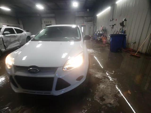 2013 Ford Focus VIN 1FADP3F20DL343280 Copart auction photo, rear end damage thumbnail 13