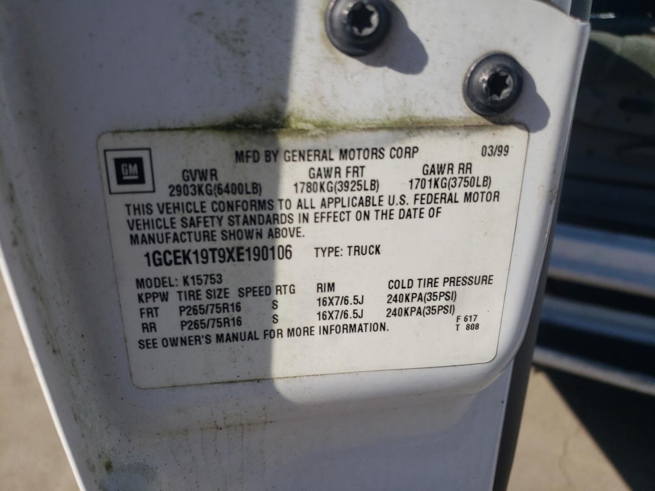 1999 Chevrolet Silverado VIN 1GCEK19T9XE190106 Copart auction photo, side damage thumbnail 14