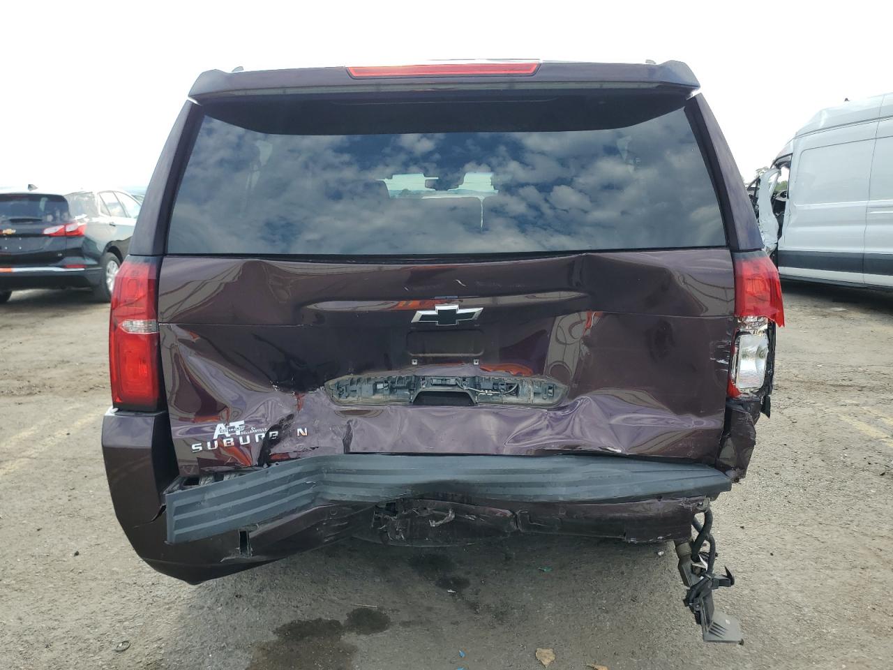 2017 Chevrolet Suburban VIN 1GNSKHKC4HR266760 Copart auction photo, rear end / front end damage thumbnail 6