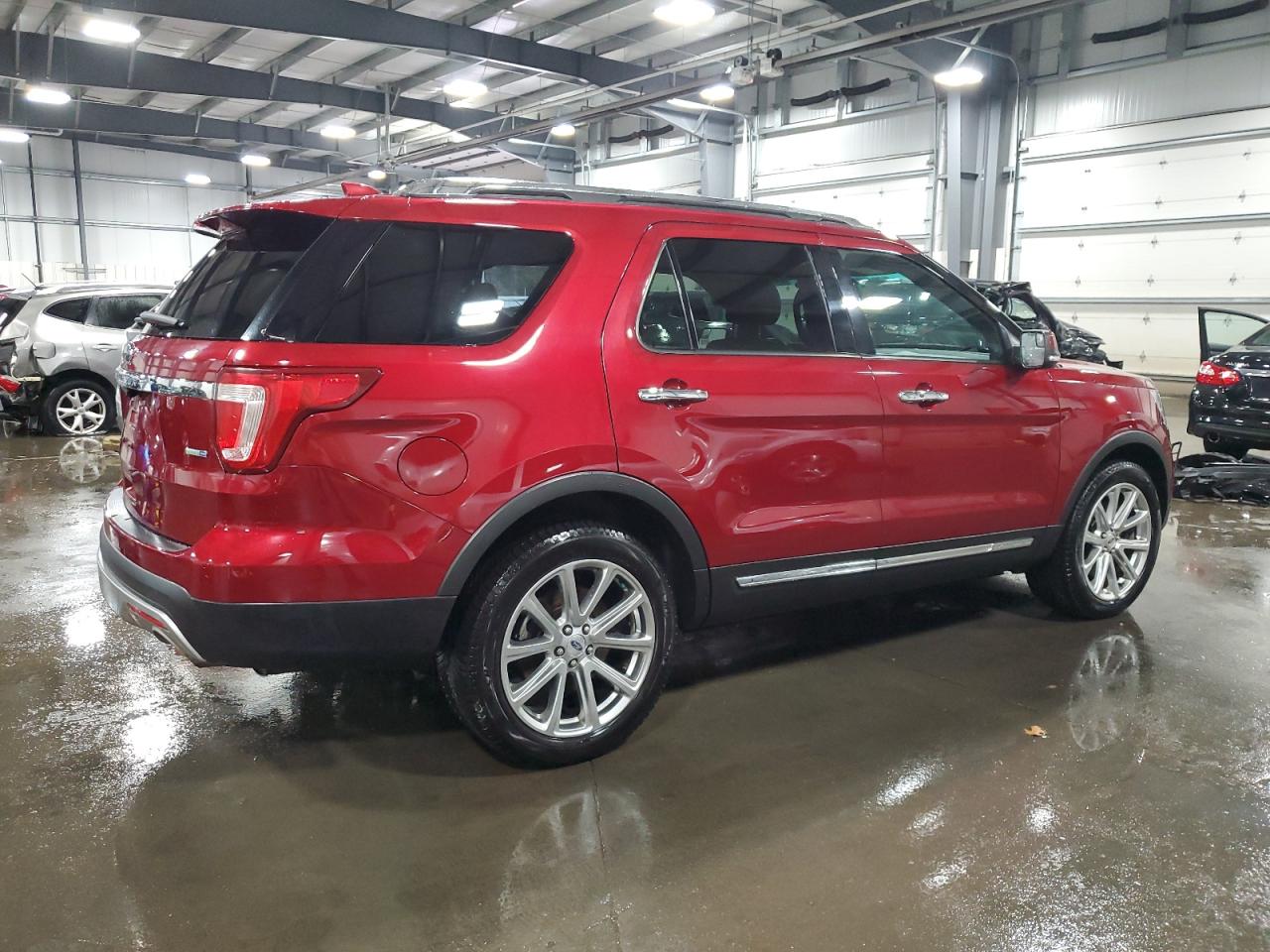 2016 Ford Explorer VIN 1FM5K8F88GGA34907 Copart auction photo, front end damage thumbnail 3