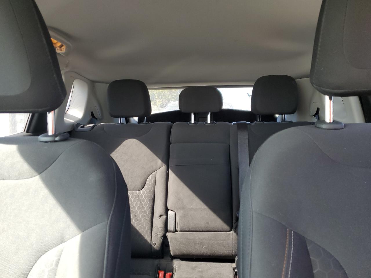 2018 Jeep Compass VIN 3C4NJCAB1JT124349 Copart auction photo, front end damage thumbnail 10