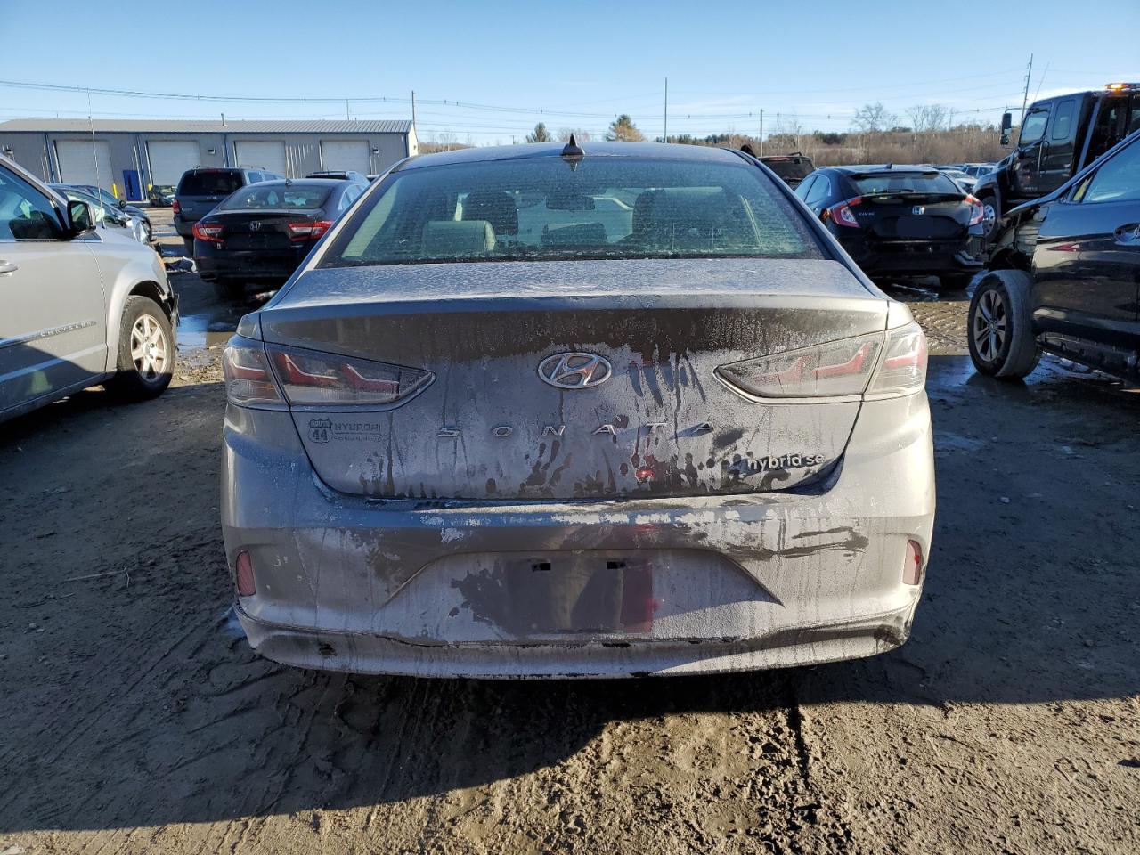 2018 Hyundai Sonata VIN KMHE24L3XJA078631 Copart auction photo, undercarriage damage thumbnail 6