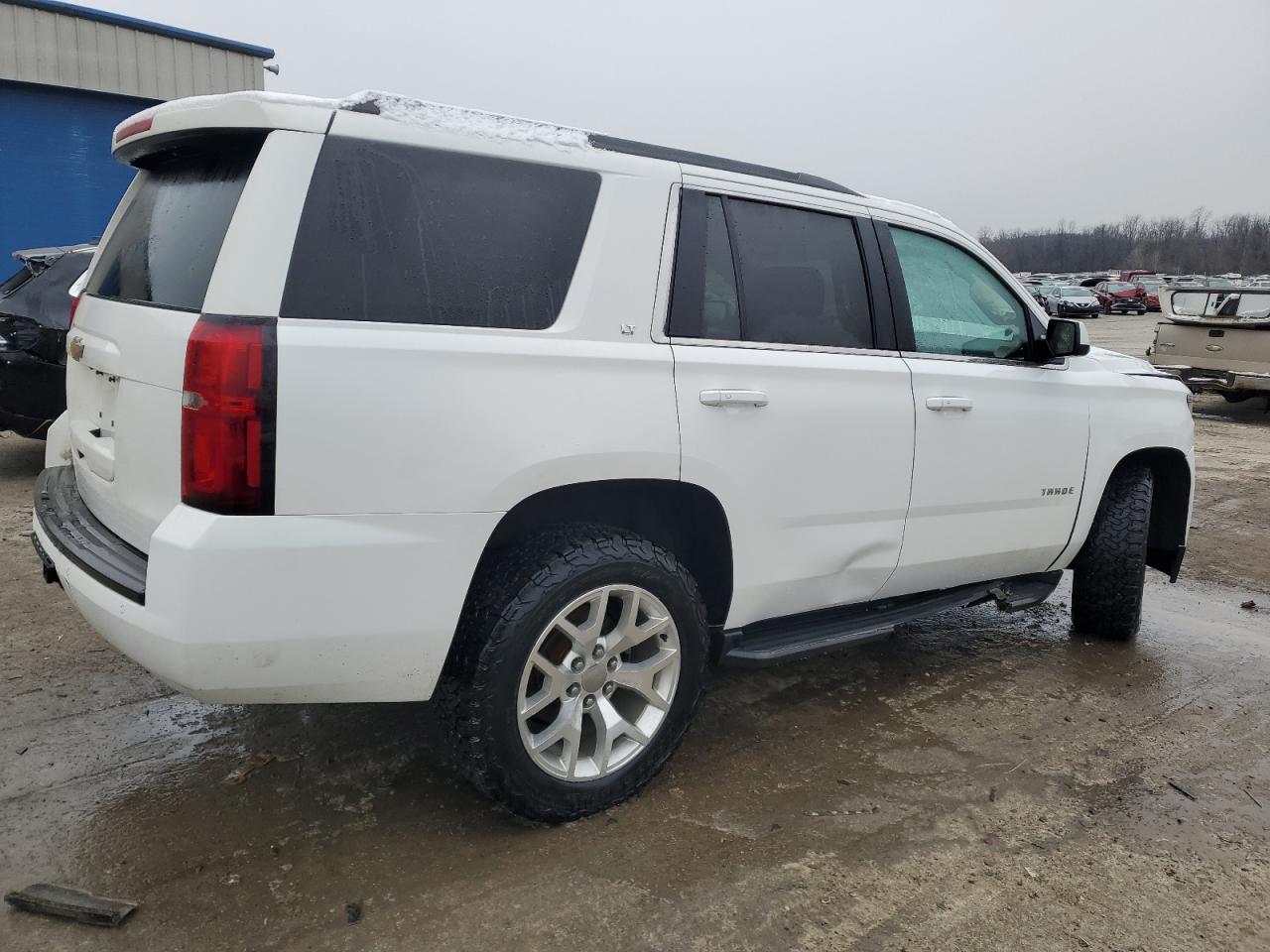 2019 Chevrolet Tahoe VIN 1GNSKBKC0KR122479 Copart auction photo, front end / side damage thumbnail 3