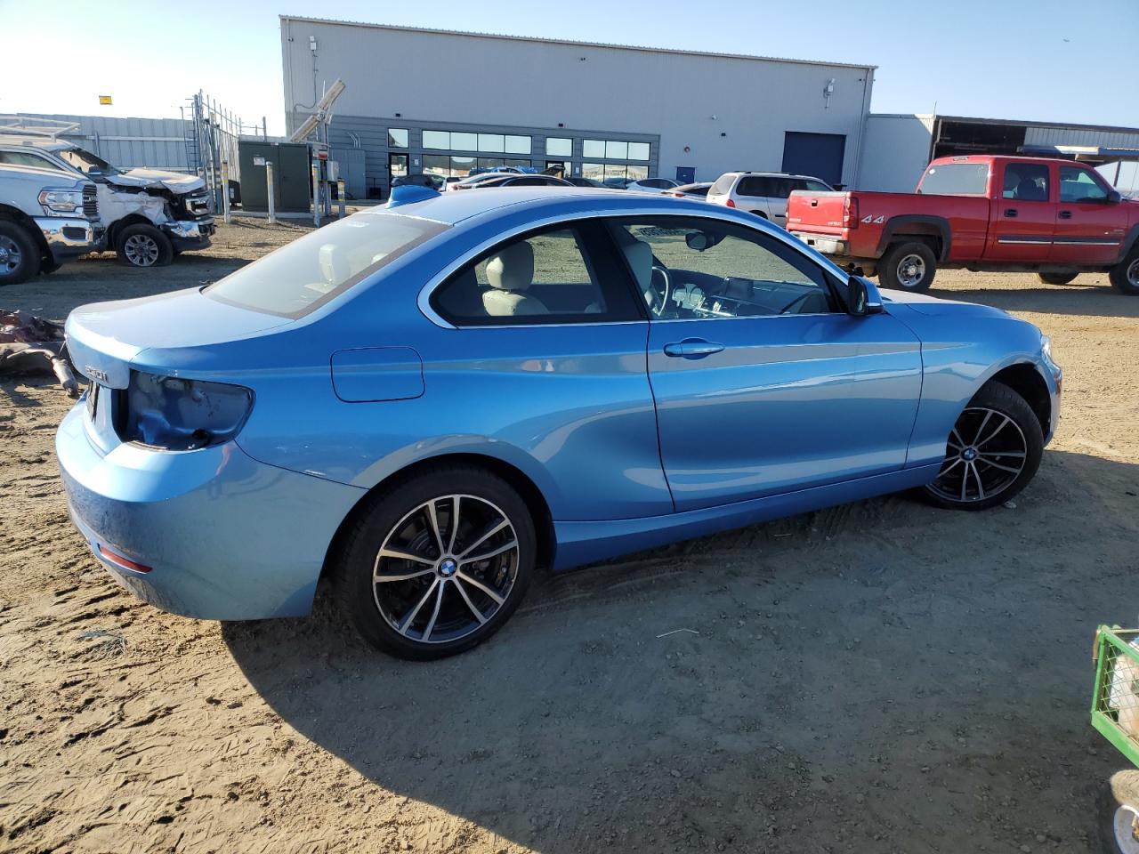2020 BMW 2er VIN WBA2J1C05L7E57082 Copart auction photo, rear end damage thumbnail 3