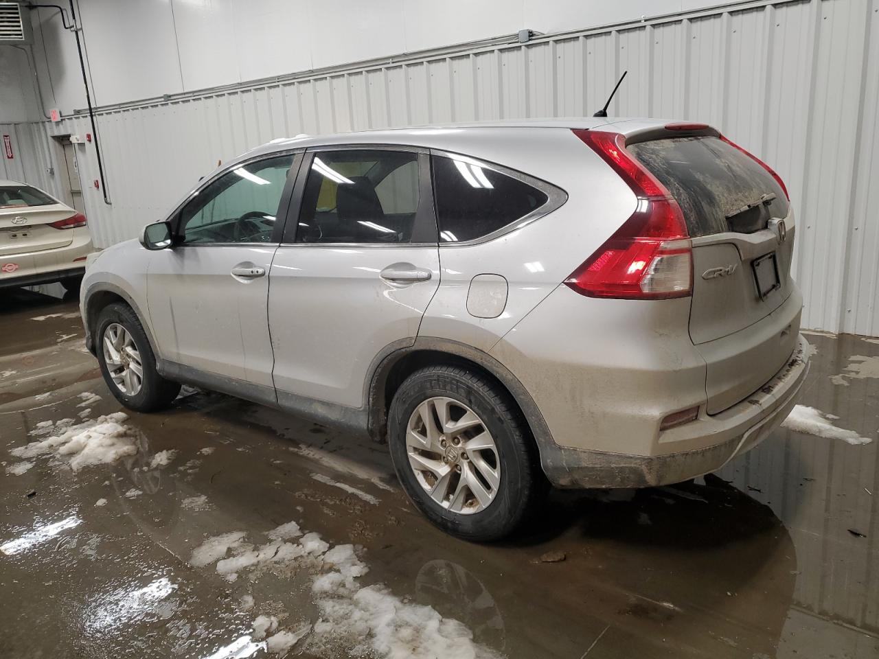 2015 Honda CR-V VIN 2HKRM4H57FH671616 Copart auction photo, side damage thumbnail 2