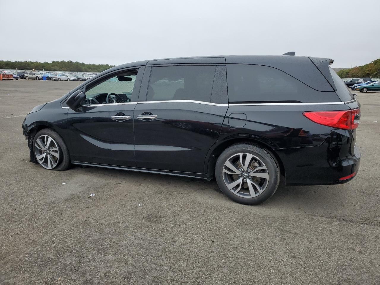 2021 Honda Odyssey VIN 5FNRL6H84MB036597 Copart auction photo, front end / side damage thumbnail 2
