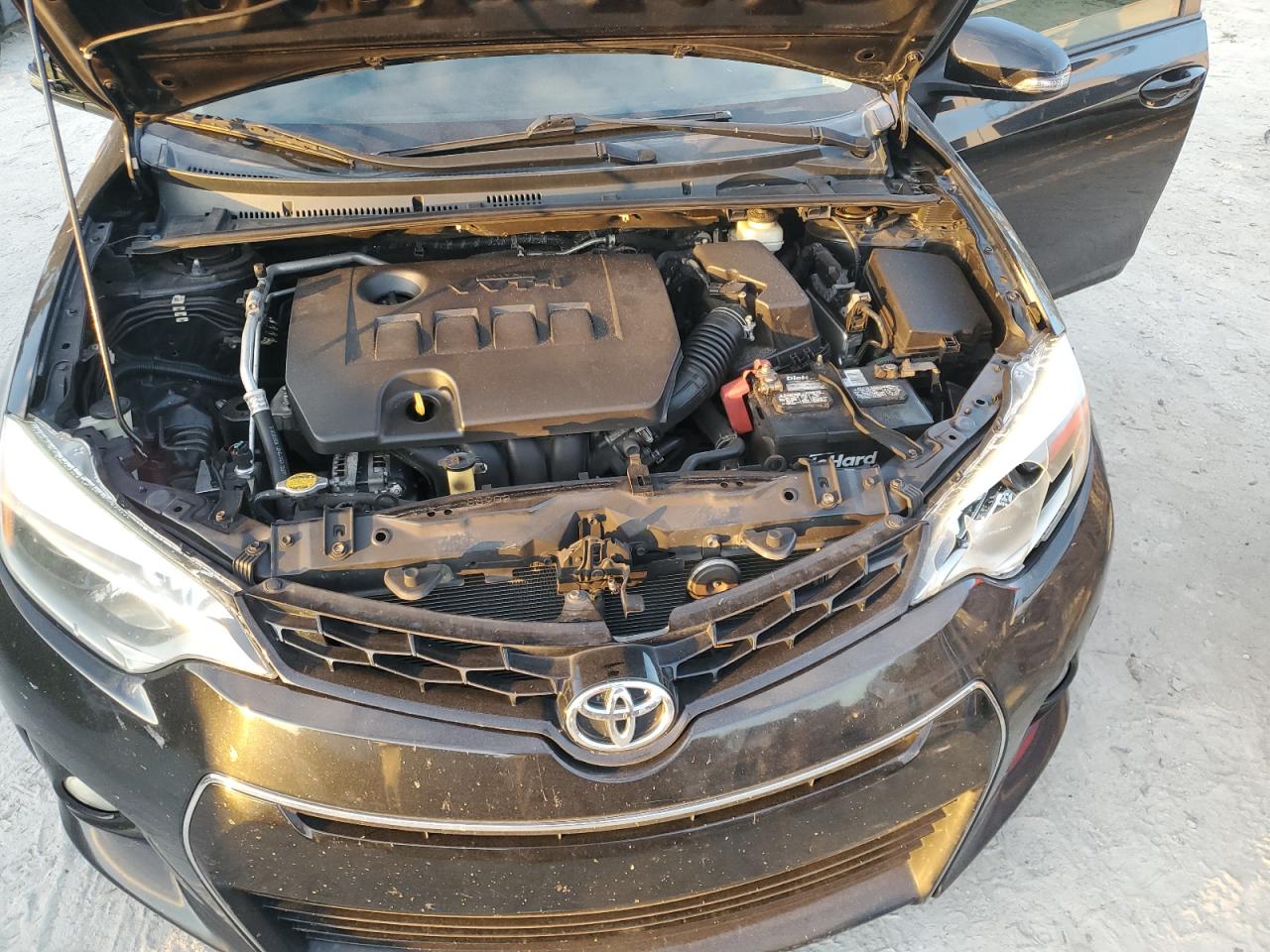 2015 Toyota Corolla VIN 2T1BURHEXFC358254 Copart auction photo, all over damage thumbnail 11