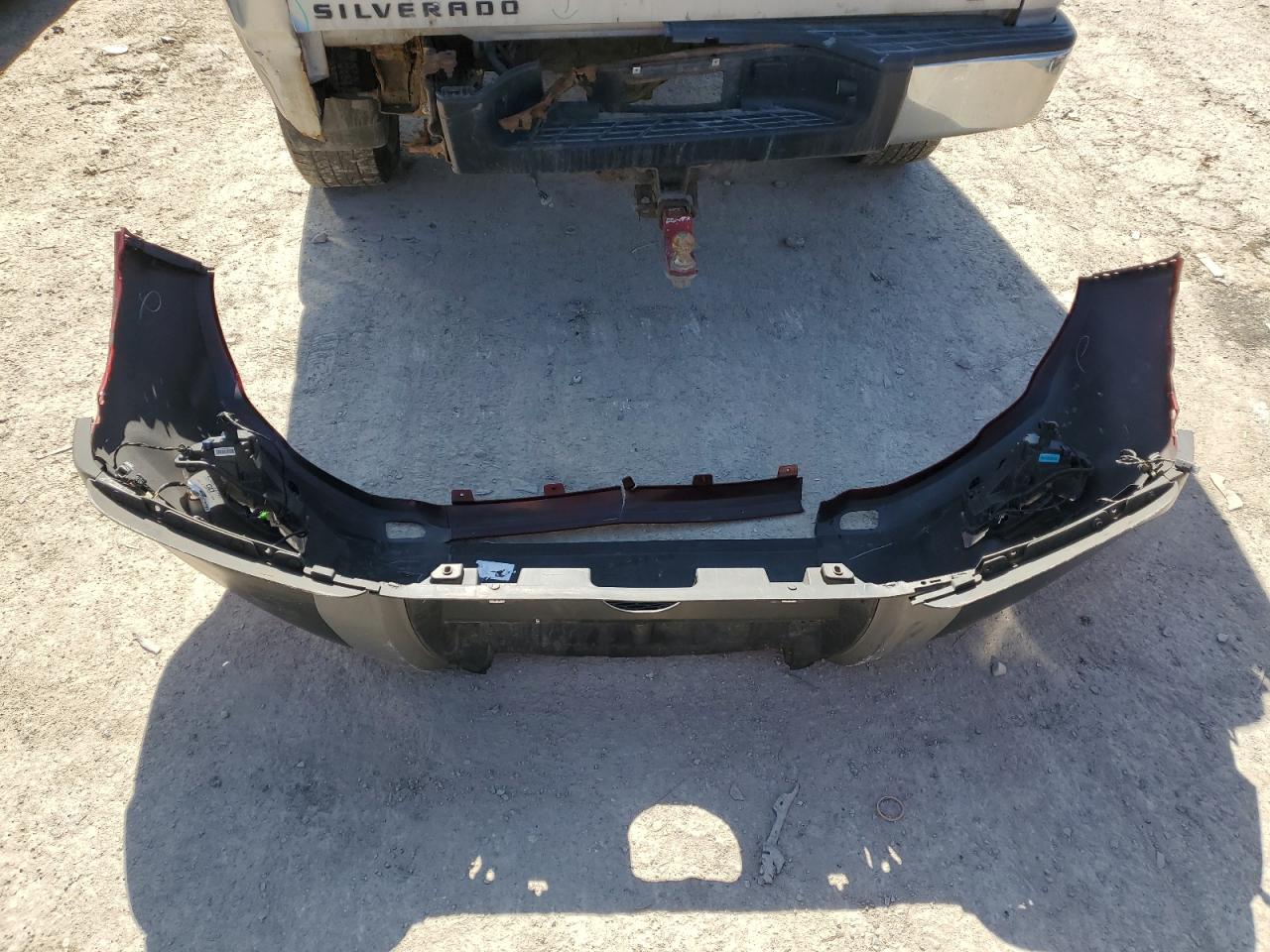 2015 Land Rover Range Rover VIN SALVP2BG2FH052093 Copart auction photo, front end / minor dent/scratches damage thumbnail 13