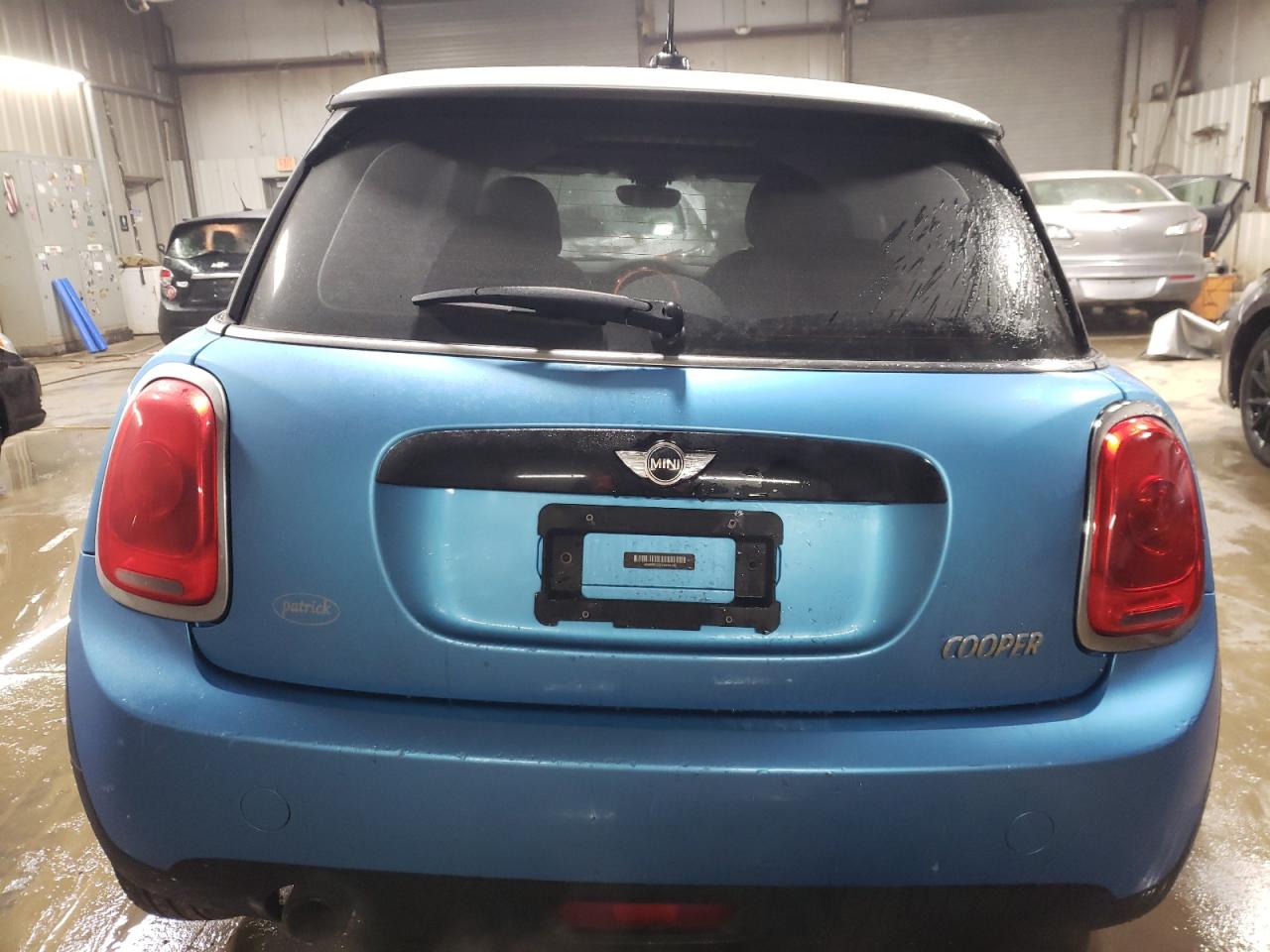 2017 MINI Cooper VIN WMWXP5C37H3C64095 Copart auction photo, front end damage thumbnail 6