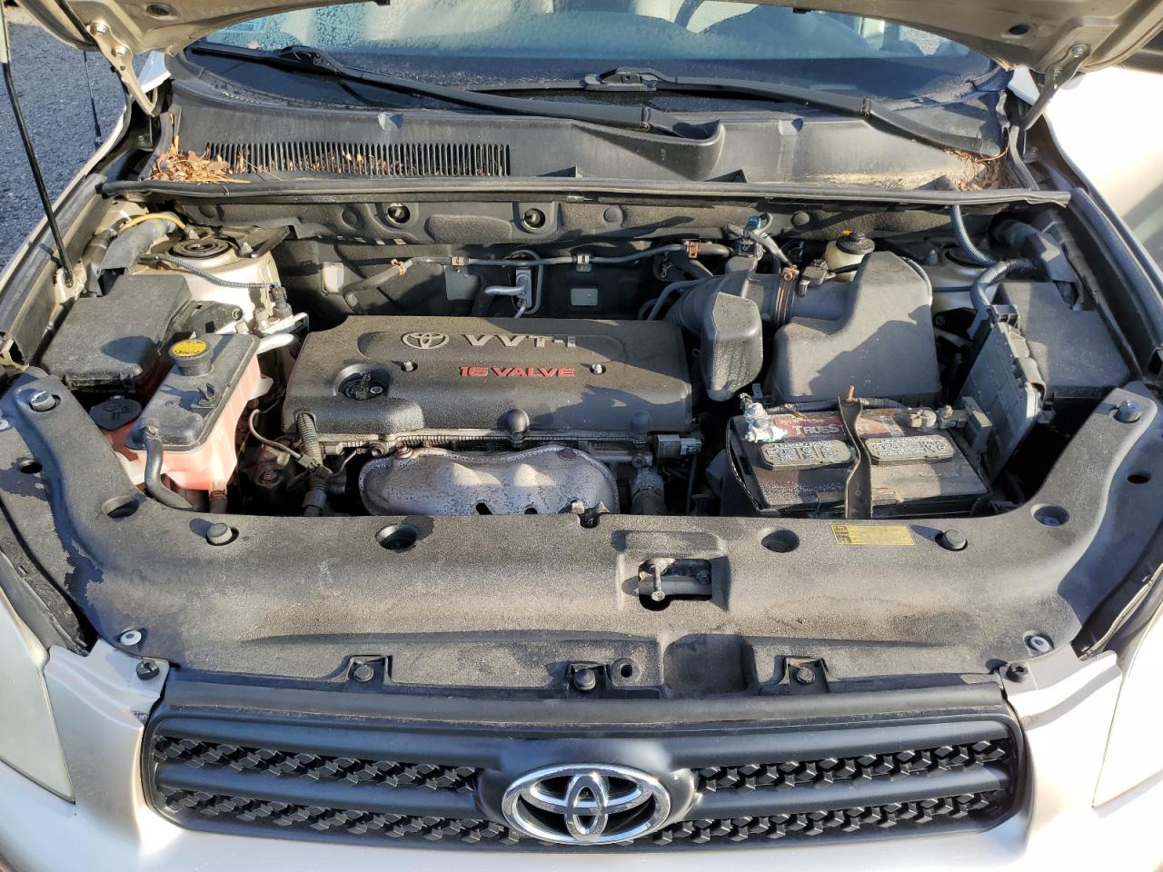 2007 Toyota RAV 4 VIN JTMBD33V476022886 Copart auction photo, rear end / minor dent/scratches damage thumbnail 12