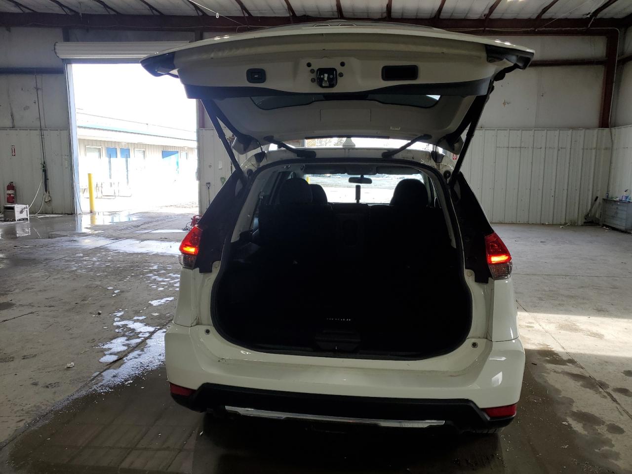 2018 Nissan Rogue VIN 5N1AT2MV0JC784544 Copart auction photo, front end damage thumbnail 6