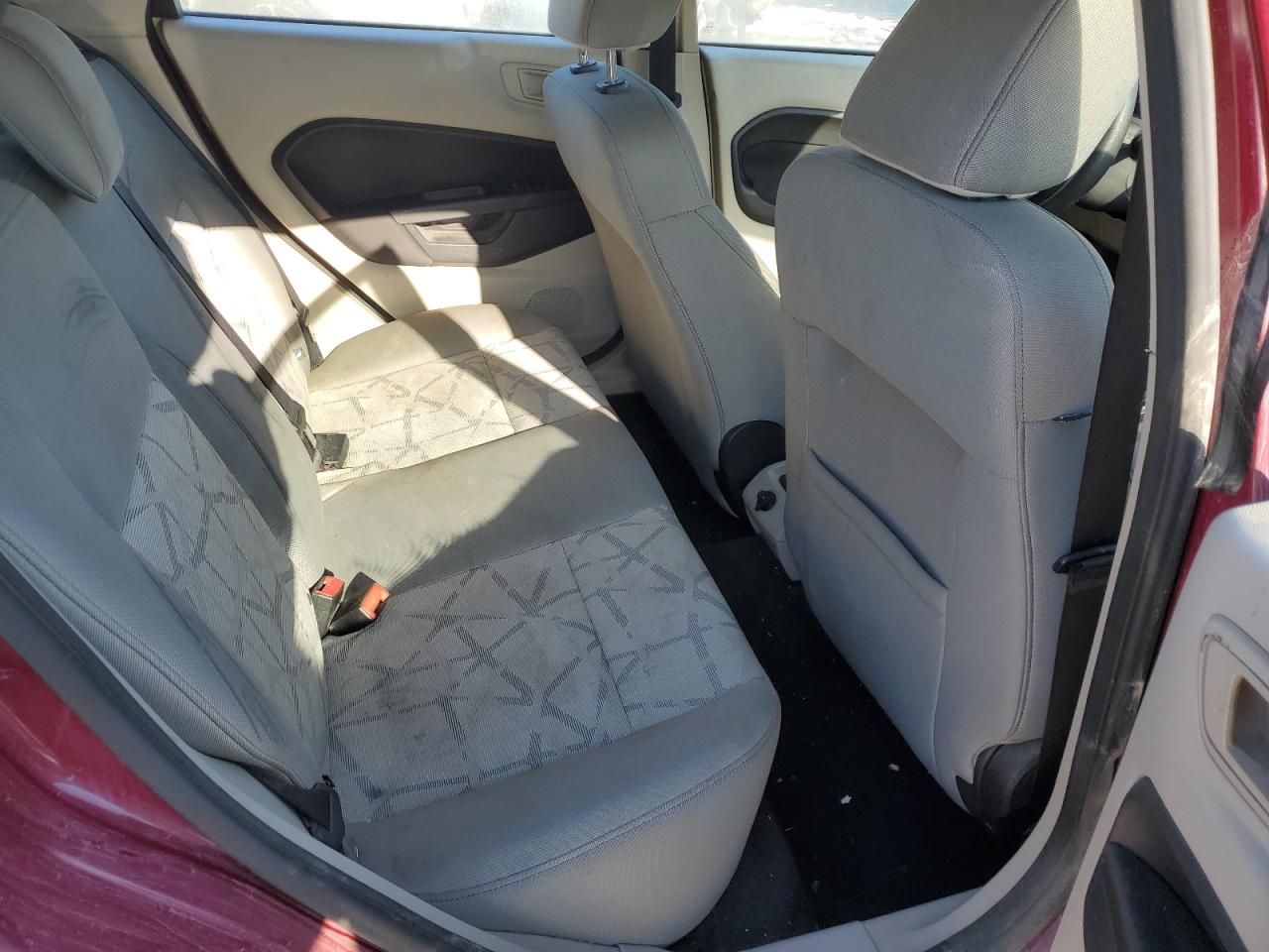 2011 Ford Fiesta VIN 3FADP4EJ8BM105378 Copart auction photo, all over damage thumbnail 10
