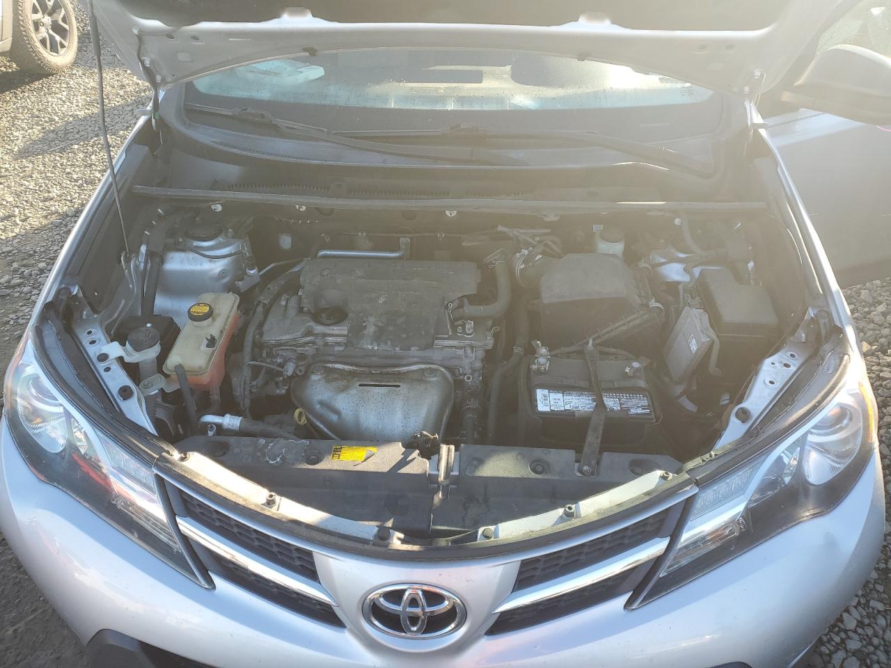 2015 Toyota RAV 4 VIN 2T3BFREV9FW317618 Copart auction photo, rear end damage thumbnail 12