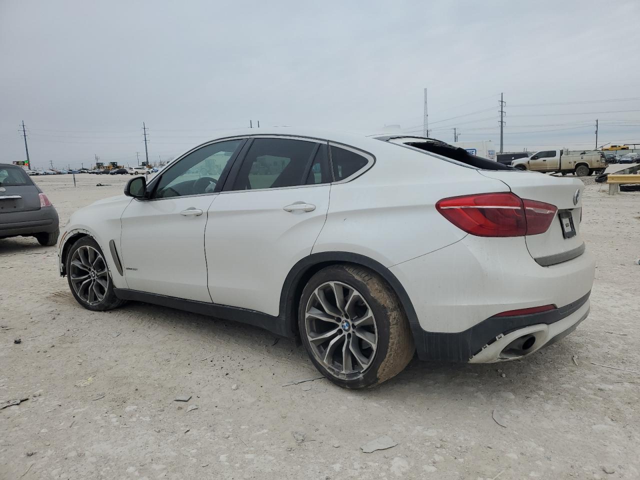 2017 BMW X6 VIN 5UXKU0C52H0F99663 Copart auction photo, all over damage thumbnail 2