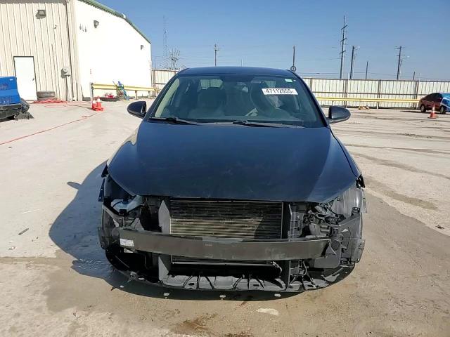 2017 Hyundai Elantra VIN 5NPD84LF9HH207499 Copart auction photo, front end / minor dent/scratches damage thumbnail 14