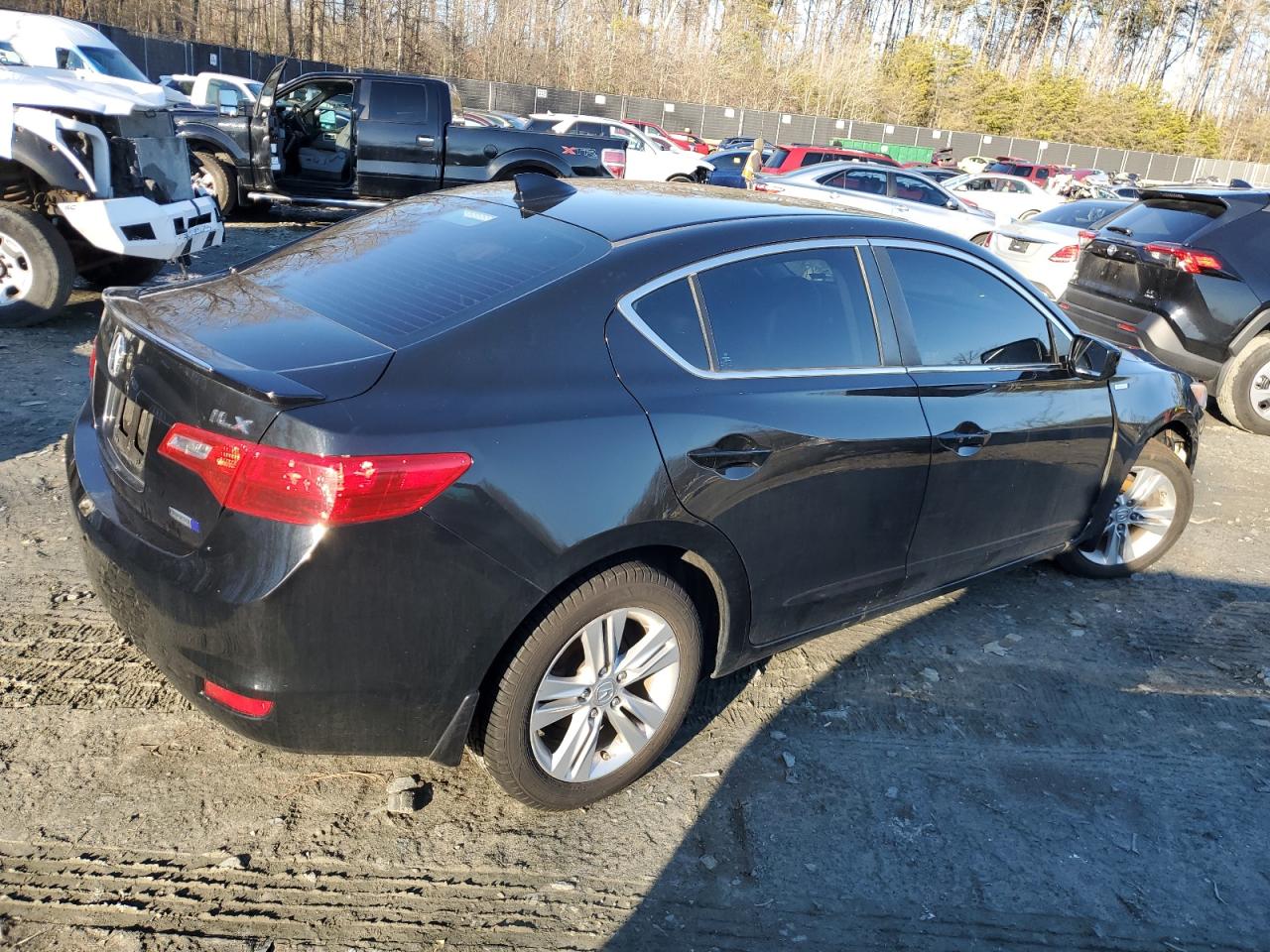 2013 Acura ILX VIN 19VDE3F74DE300607 Copart auction photo, undercarriage damage thumbnail 3