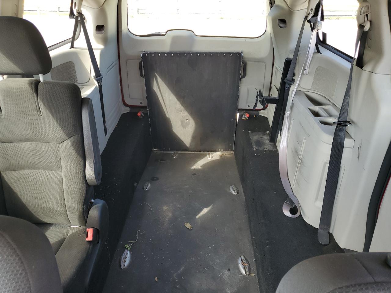 2015 Dodge Caravan VIN 2C4RDGCG4FR701281 Copart auction photo, front end / minor dent/scratches damage thumbnail 10