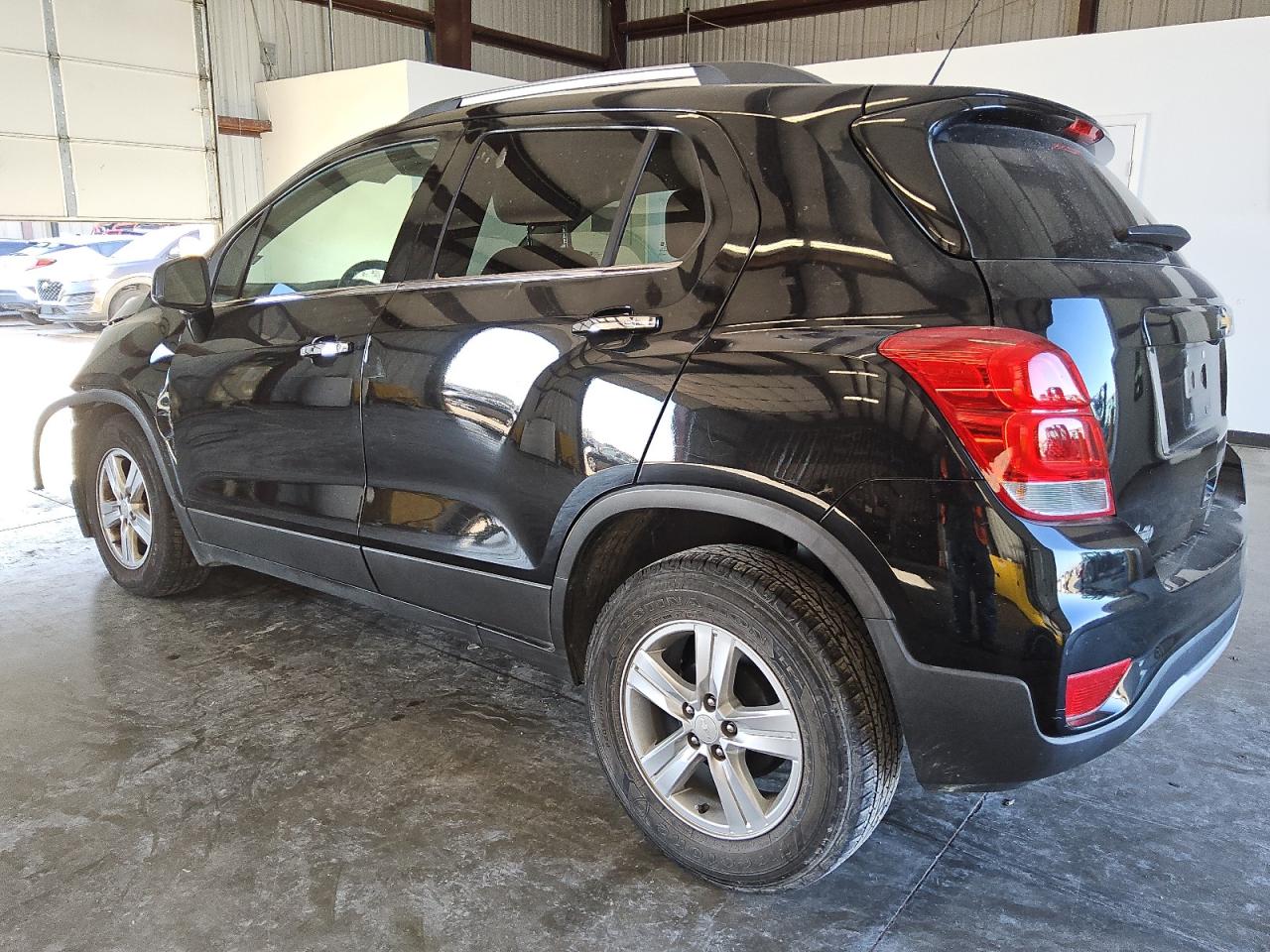 2017 Chevrolet Trax VIN 3GNCJLSB4HL148233 Copart auction photo, front end / side damage thumbnail 2
