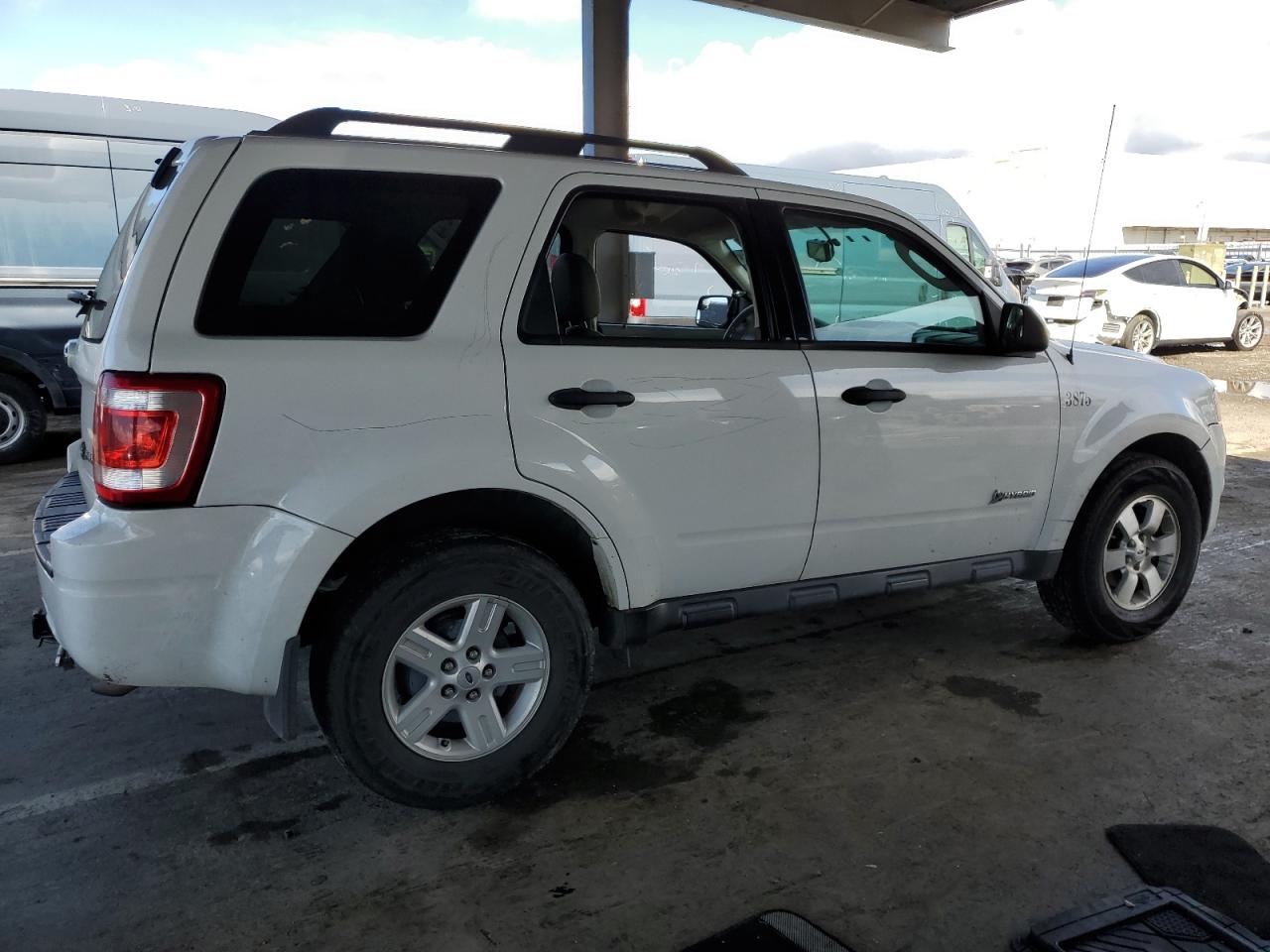 2010 Ford Escape VIN 1FMCU5K34AKD01605 Copart auction photo, vandalism damage thumbnail 3