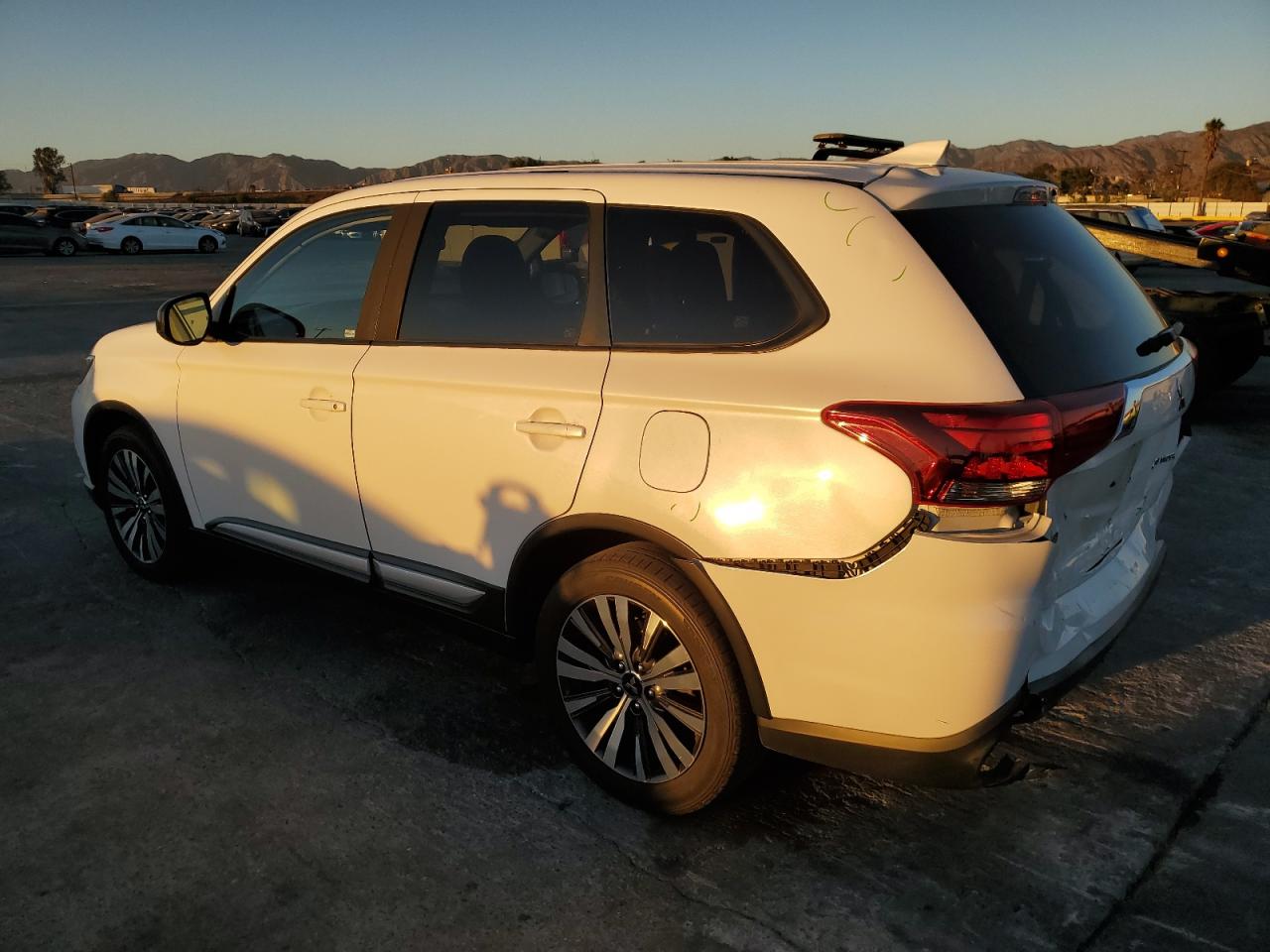 2019 Mitsubishi Outlander VIN JA4AD2A30KZ007715 Copart auction photo, rear end / front end damage thumbnail 2