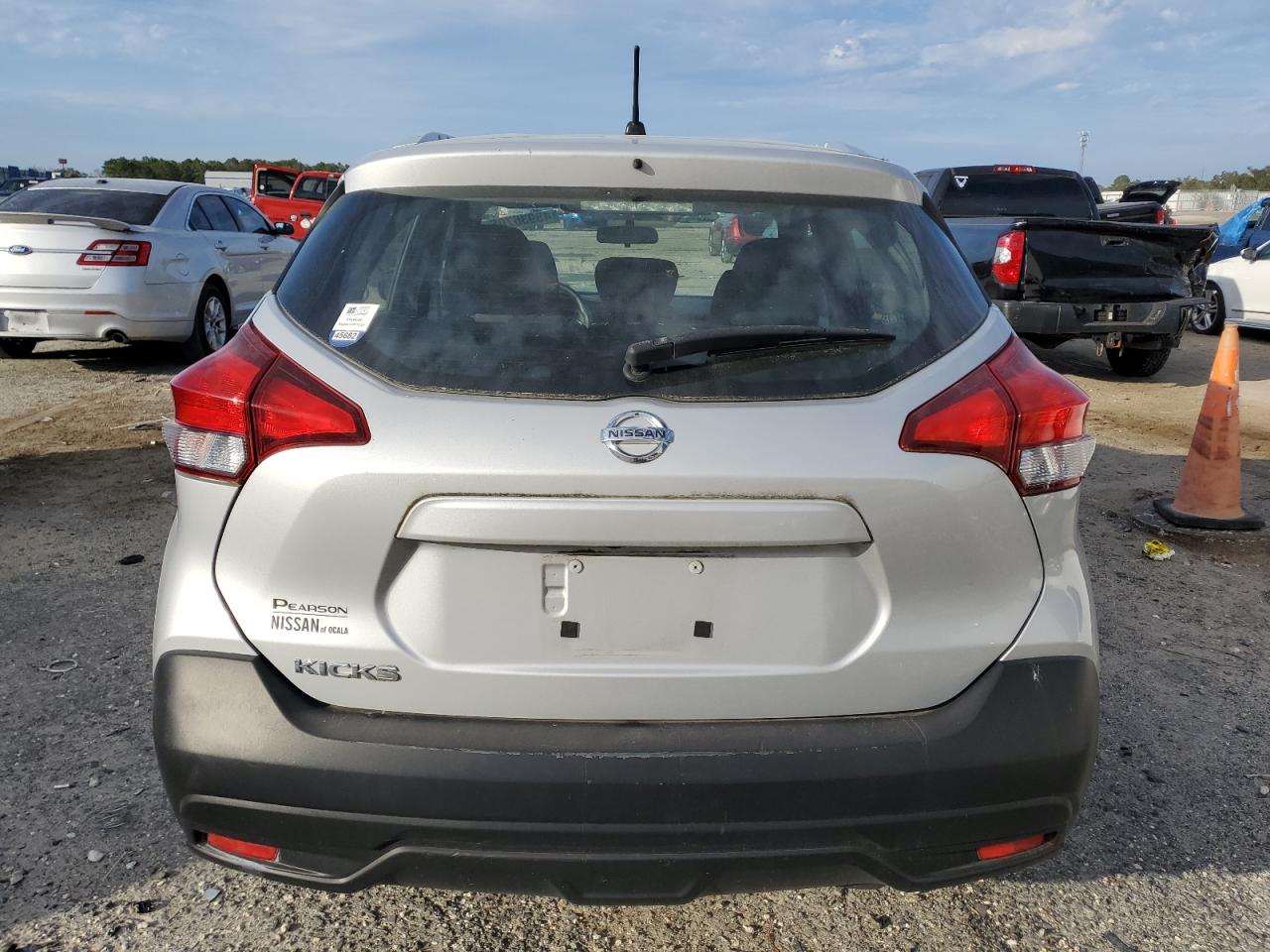 2019 Nissan Kicks VIN 3N1CP5CU1KL507373 Copart auction photo, front end damage thumbnail 6