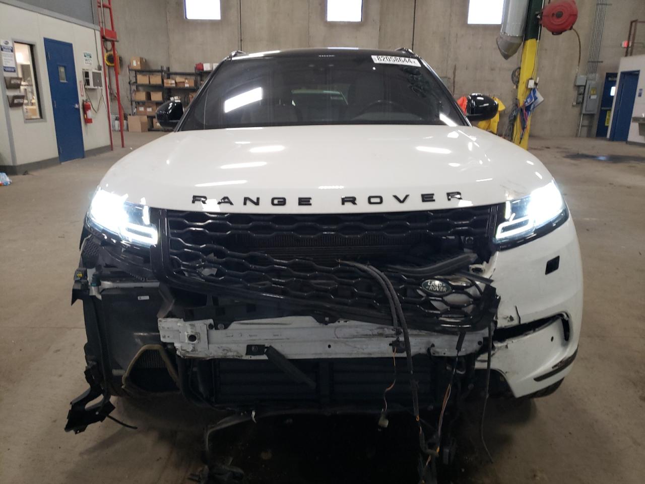 2019 Land Rover Range Rover VIN SALYB2EX6KA203723 Copart auction photo, all over damage thumbnail 5
