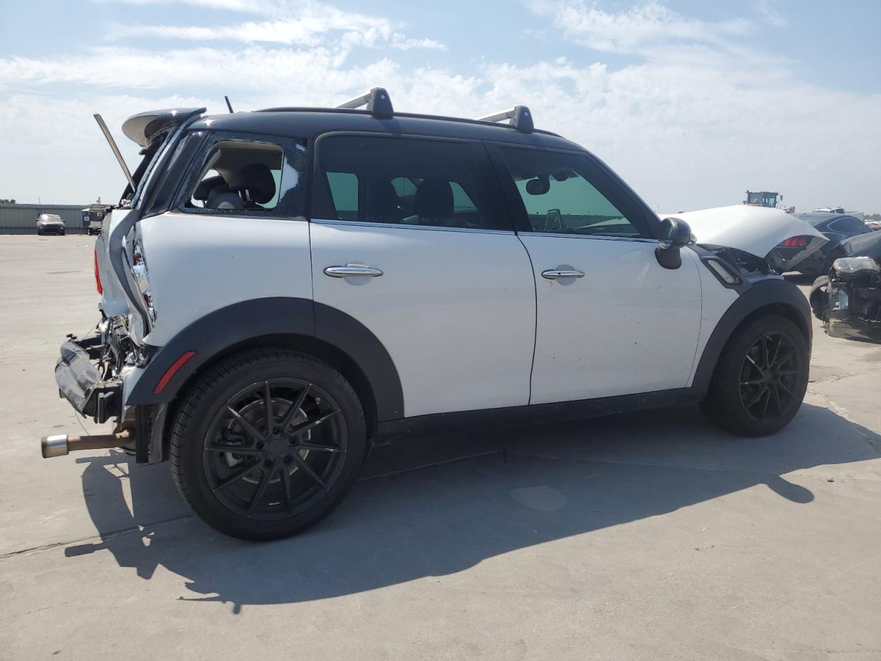 2015 MINI Cooper VIN WMWZC3C51FWT01824 Copart auction photo, rear end / front end damage thumbnail 3