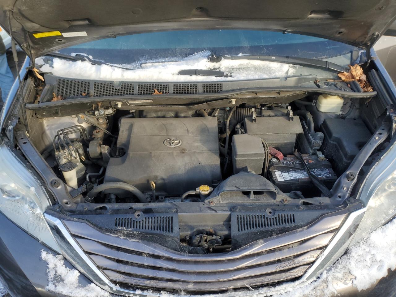 2016 Toyota Sienna VIN 5TDJK3DC6GS135317 Copart auction photo, rear end damage thumbnail 12