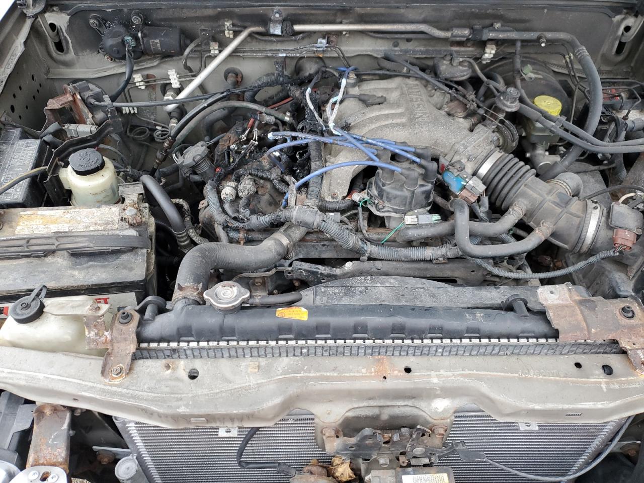 2004 Nissan Navara (Frontier) VIN 1N6ED29Y54C462070 Copart auction photo, burn - engine damage thumbnail 12