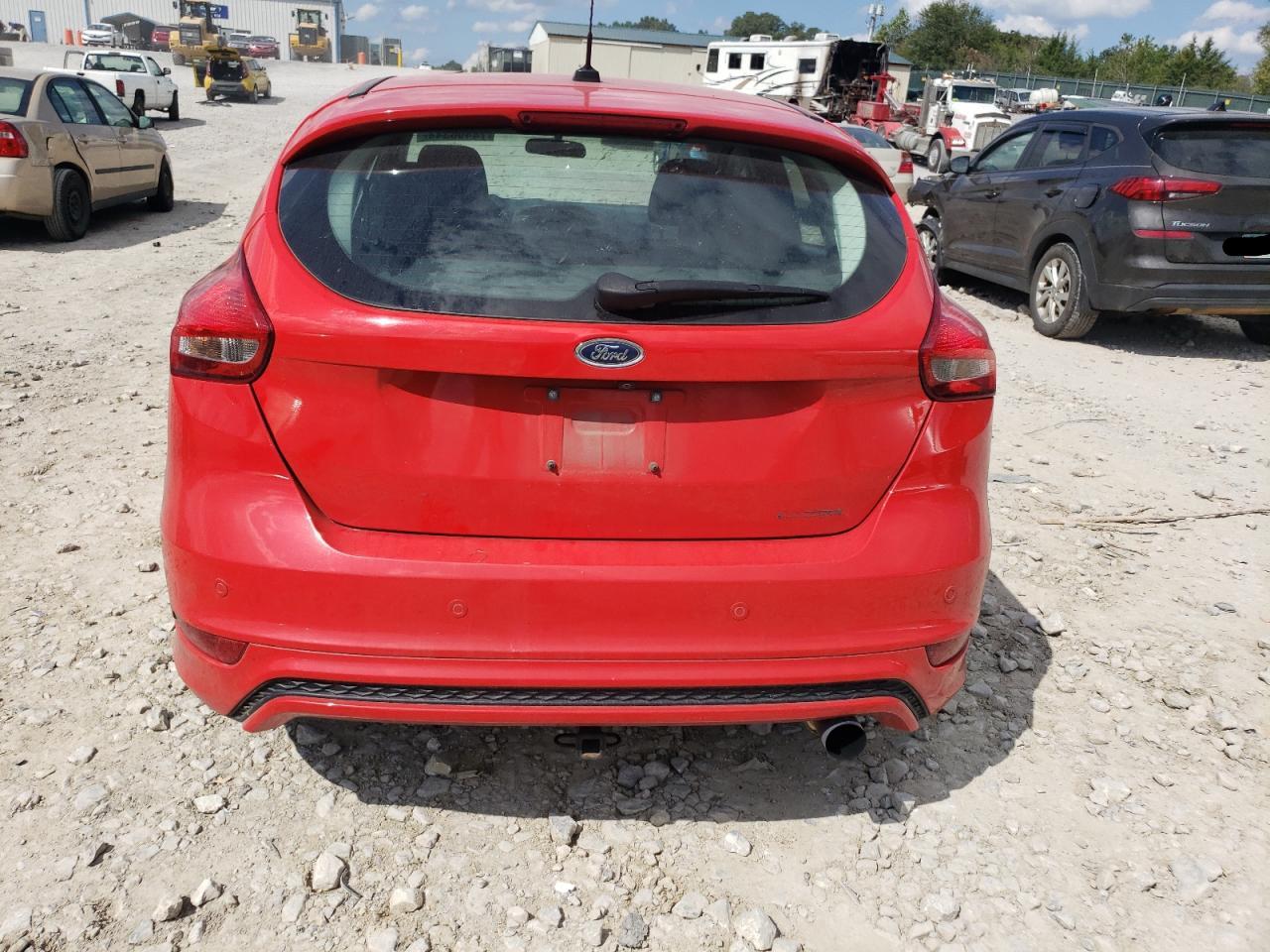 2016 Ford Focus VIN 1FADP3K25GL313928 Copart auction photo, front end / undercarriage damage thumbnail 6