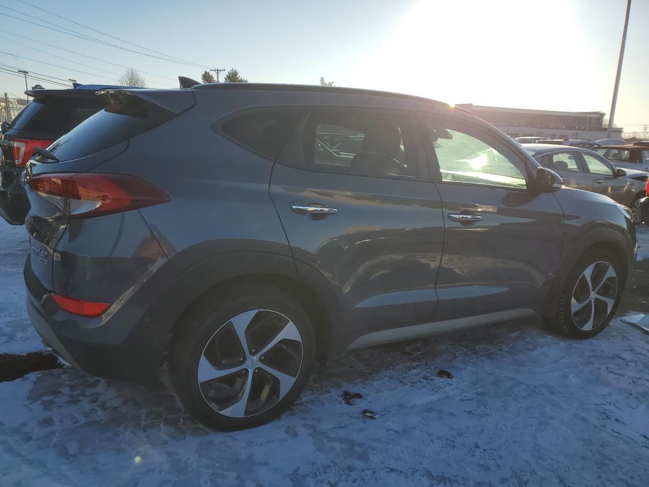 2017 Hyundai Tucson VIN KM8J3CA29HU276643 Copart auction photo, minor dent/scratches damage thumbnail 3
