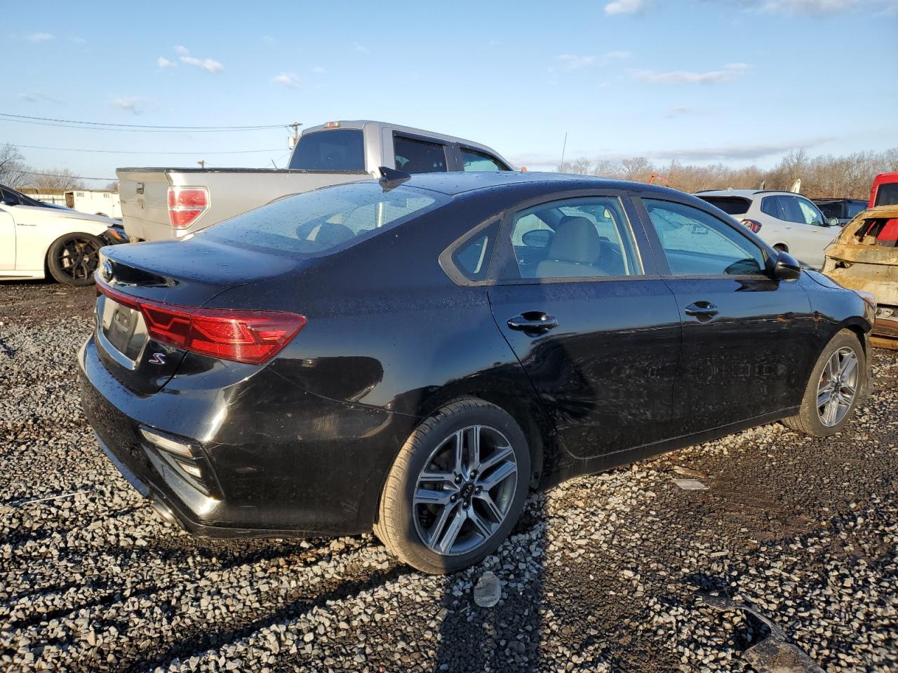 2019 KIA Forte VIN 3KPF34AD0KE124256 Copart auction photo, front end damage thumbnail 3