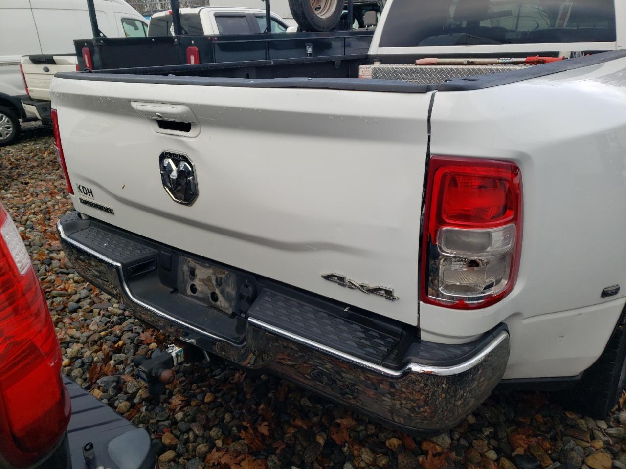 2022 RAM 3500 VIN 3C63RRHL4NG188702 Copart auction photo, vandalism / side damage thumbnail 6