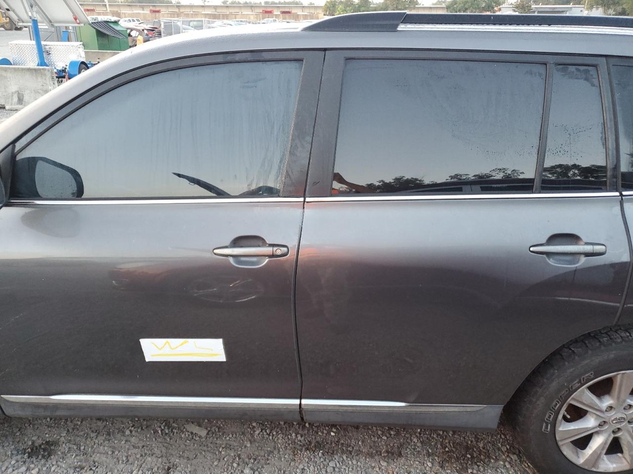 2012 Toyota Highlander VIN 5TDBK3EH8CS106023 Copart auction photo, water/flood damage thumbnail 13