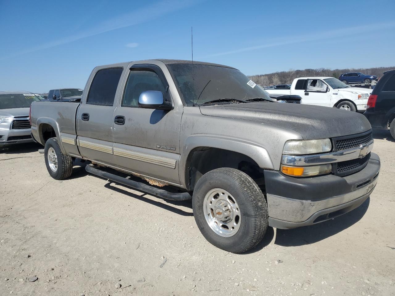 2002 Chevrolet Silverado VIN 1GCHC23U32F144923 Copart auction photo, mechanical damage thumbnail 4
