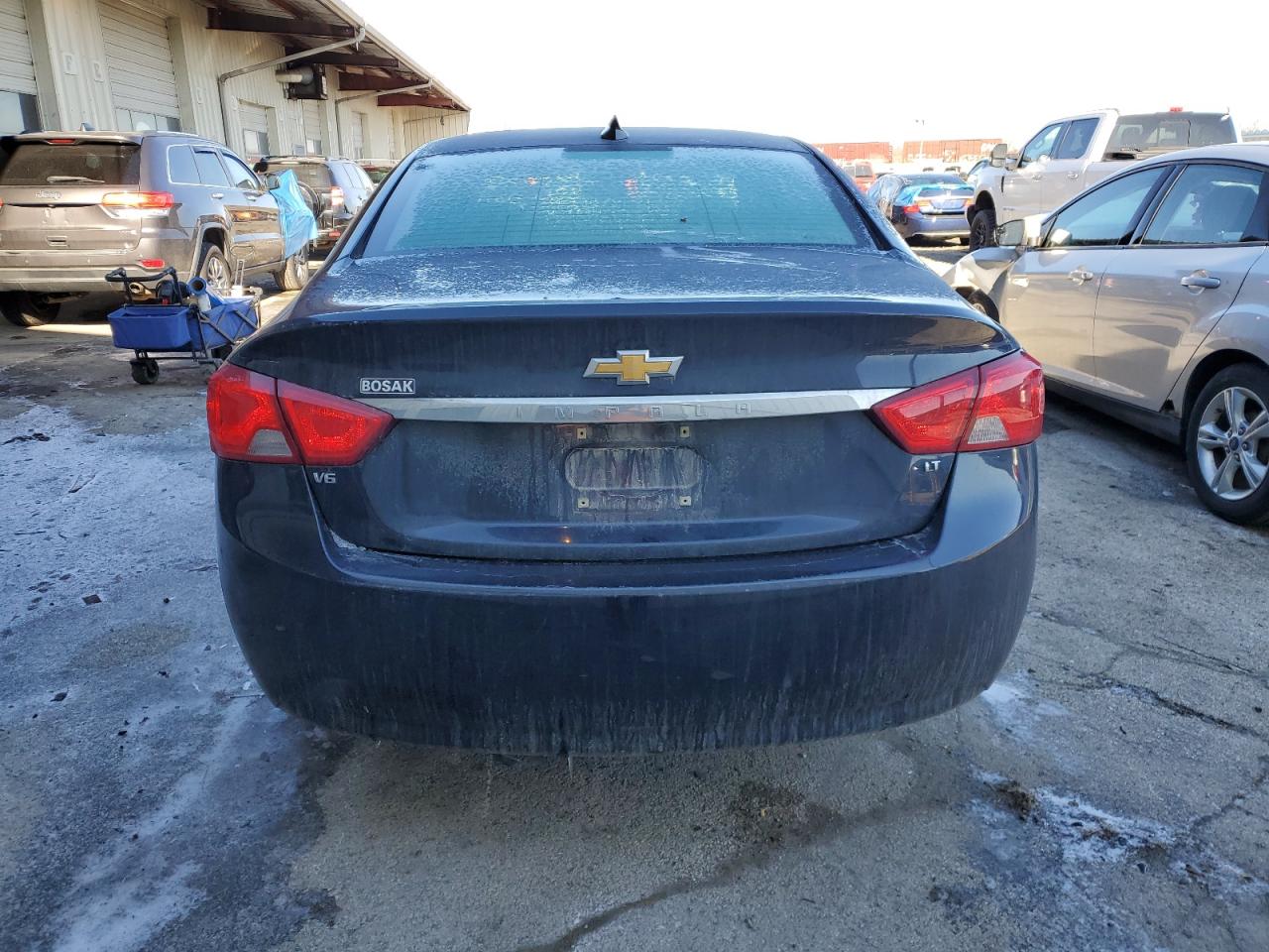 2018 Chevrolet Impala VIN 2G1105S31J9143550 Copart auction photo, front end / side damage thumbnail 6