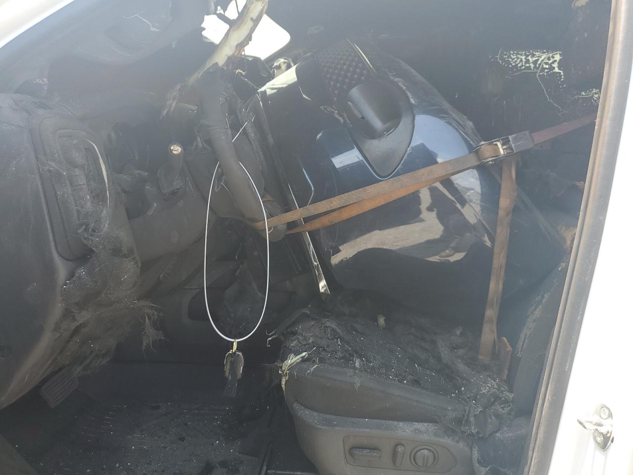 2021 Chevrolet Silverado VIN 1GCPYFEL9MZ352685 Copart auction photo, burn - interior / burn damage thumbnail 7