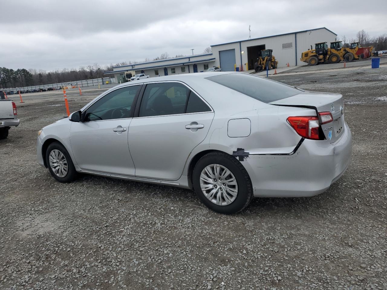 2013 Toyota Camry VIN 4T1BF1FKXDU688539 Copart auction photo, rear end damage thumbnail 2