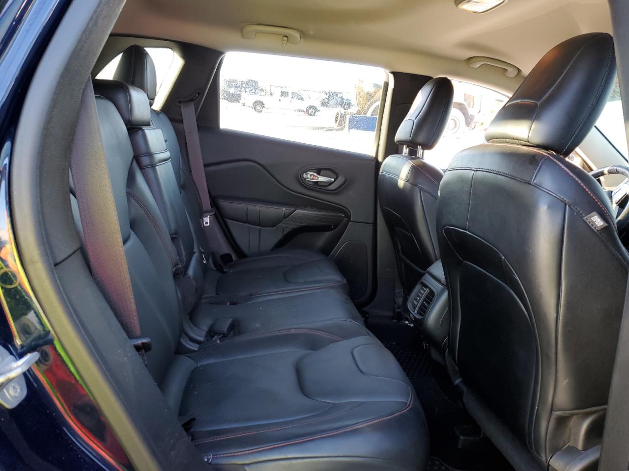 2015 Jeep Cherokee VIN 1C4PJMBS2FW593738 Copart auction photo, front end damage thumbnail 11