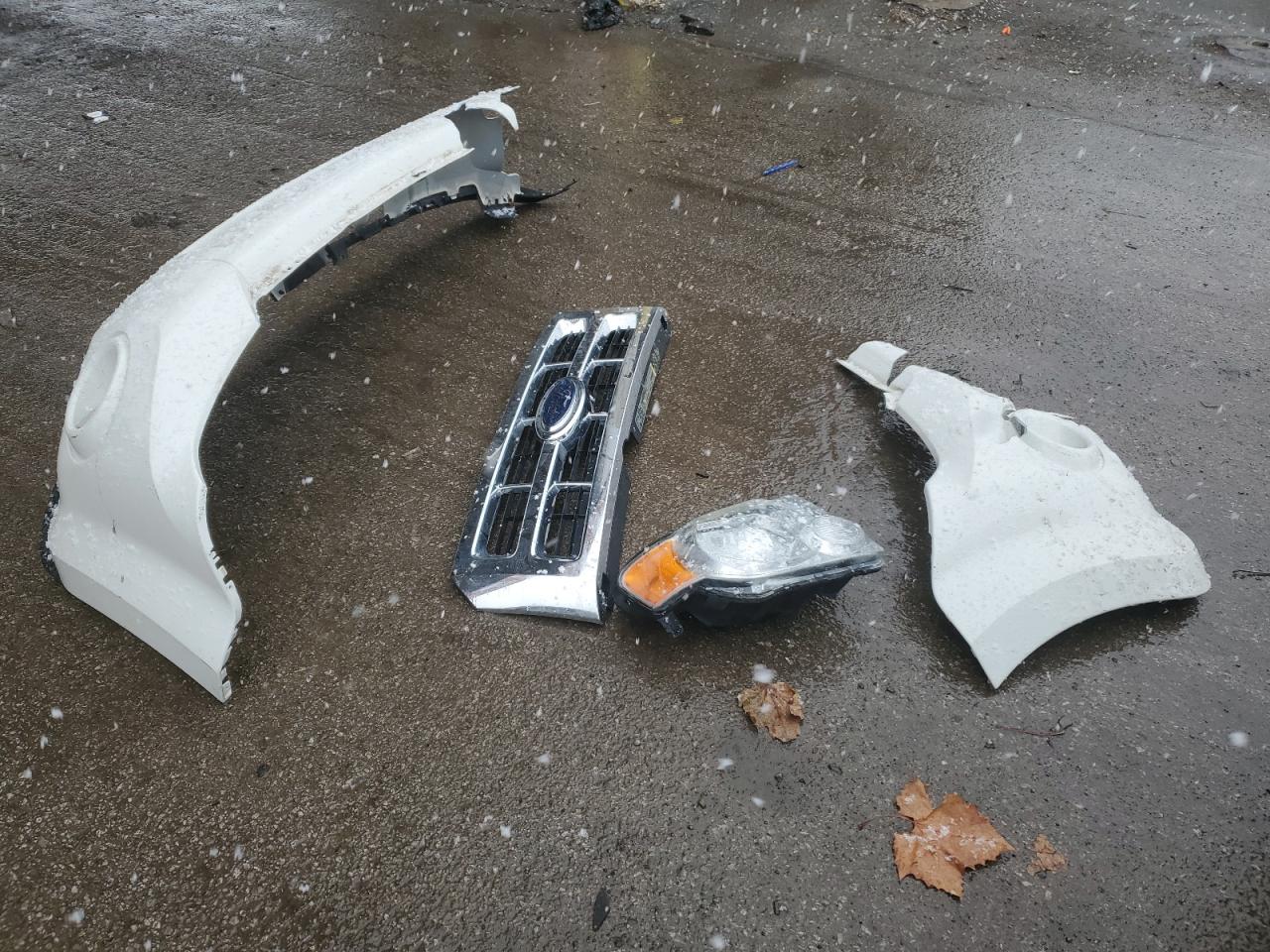 2010 Ford Escape VIN 1FMCU0D74AKA30158 Copart auction photo, front end damage thumbnail 13