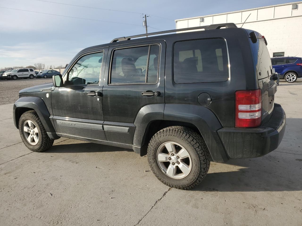 2009 Jeep Liberty (North America) VIN 1J8GN28K79W519955 Copart auction photo, front end damage thumbnail 2