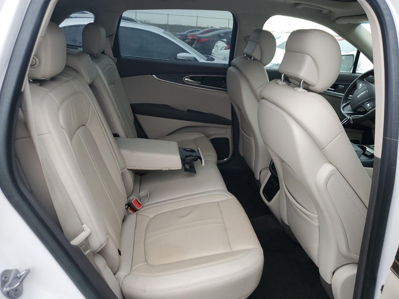 2018 Lincoln MKX VIN 2LMPJ8LPXJBL31154 Copart auction photo, water/flood damage thumbnail 11