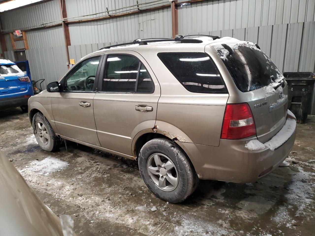 2007 KIA Sorento VIN KNDJC736775710501 Copart auction photo, front end damage thumbnail 2