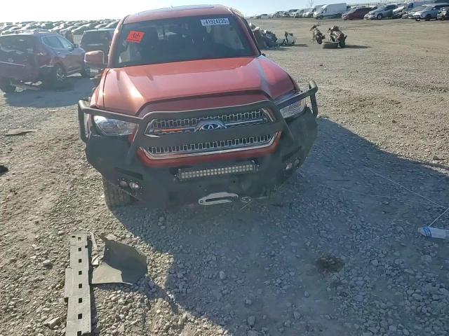 2016 Toyota Tacoma VIN 3TMCZ5AN0GM029483 Copart auction photo, side / rear end damage thumbnail 11