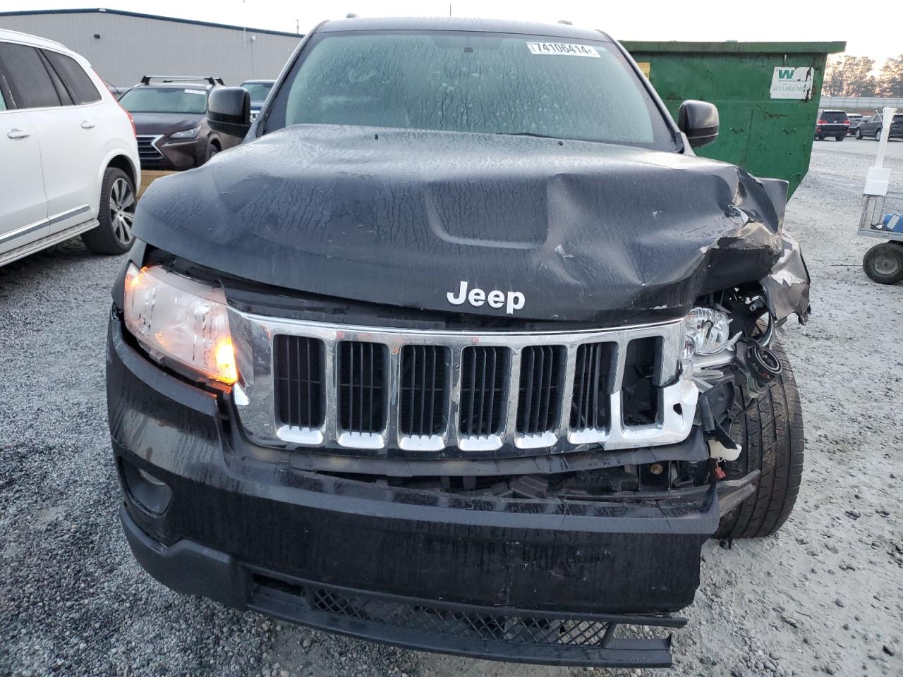 2013 Jeep Grand Cherokee VIN 1C4RJFAG0DC553092 Copart auction photo, front end / minor dent/scratches damage thumbnail 5