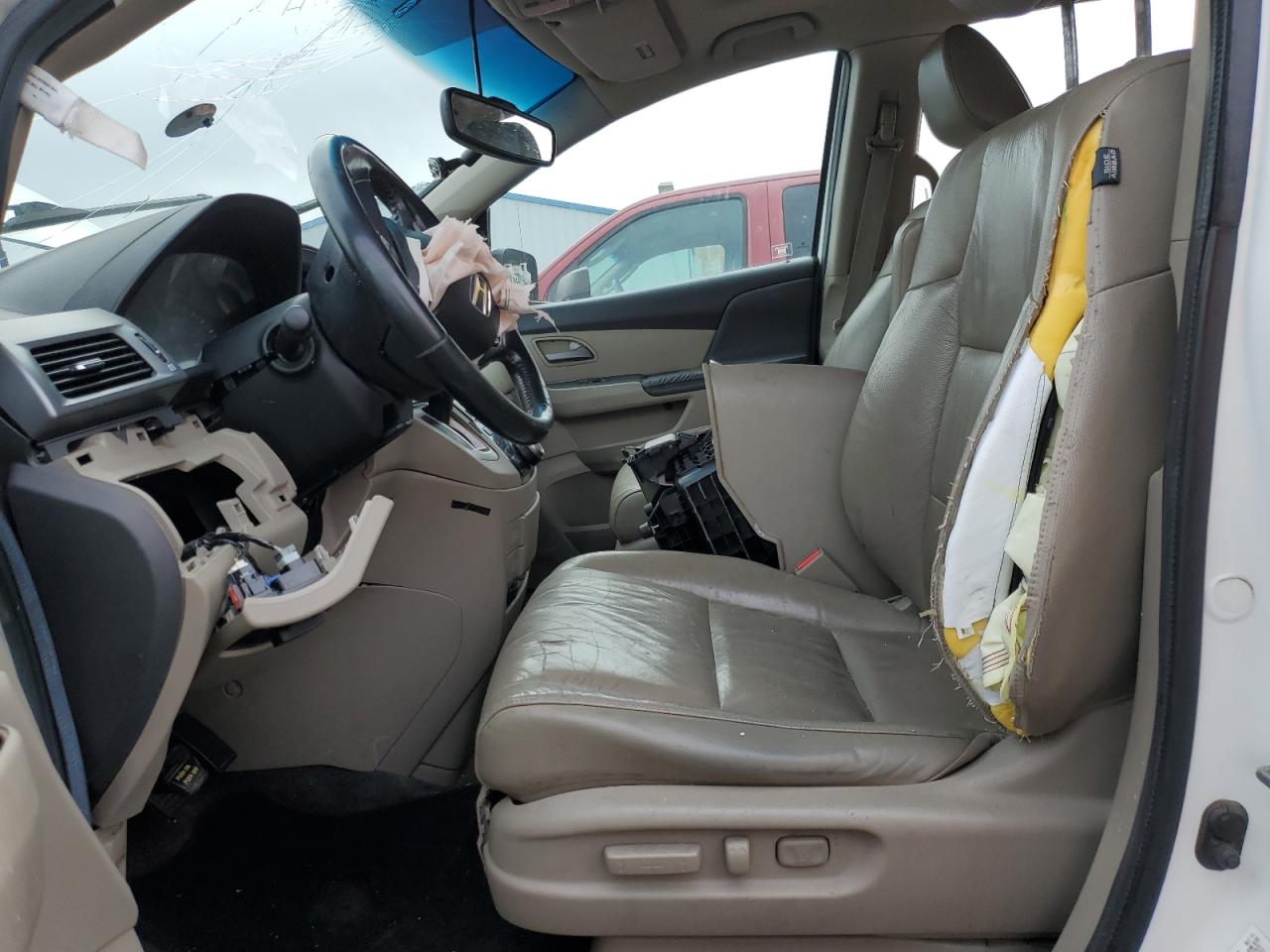2011 Honda Odyssey VIN 5FNRL5H62BB055932 Copart auction photo, all over damage thumbnail 7