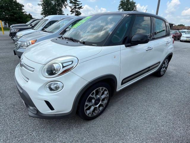 2014 Fiat 500 VIN ZFBCFADH8EZ007074 Copart auction photo, normal wear / minor dent/scratches damage thumbnail 2