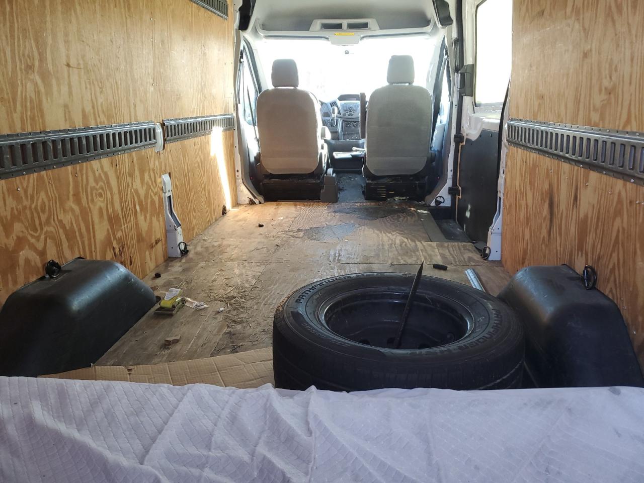 2015 Ford Transit VIN 1FTSW3XG2FKA03491 Copart auction photo, front end / side damage thumbnail 10